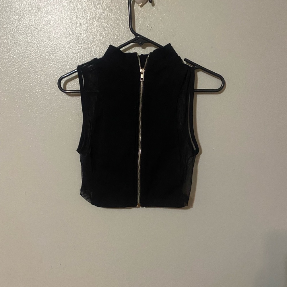Forever Collectibles Black Fitted Crop Tank Top